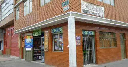 LA ESQUINA DEL PAPEL LA ESQUINA DEL PAPEL